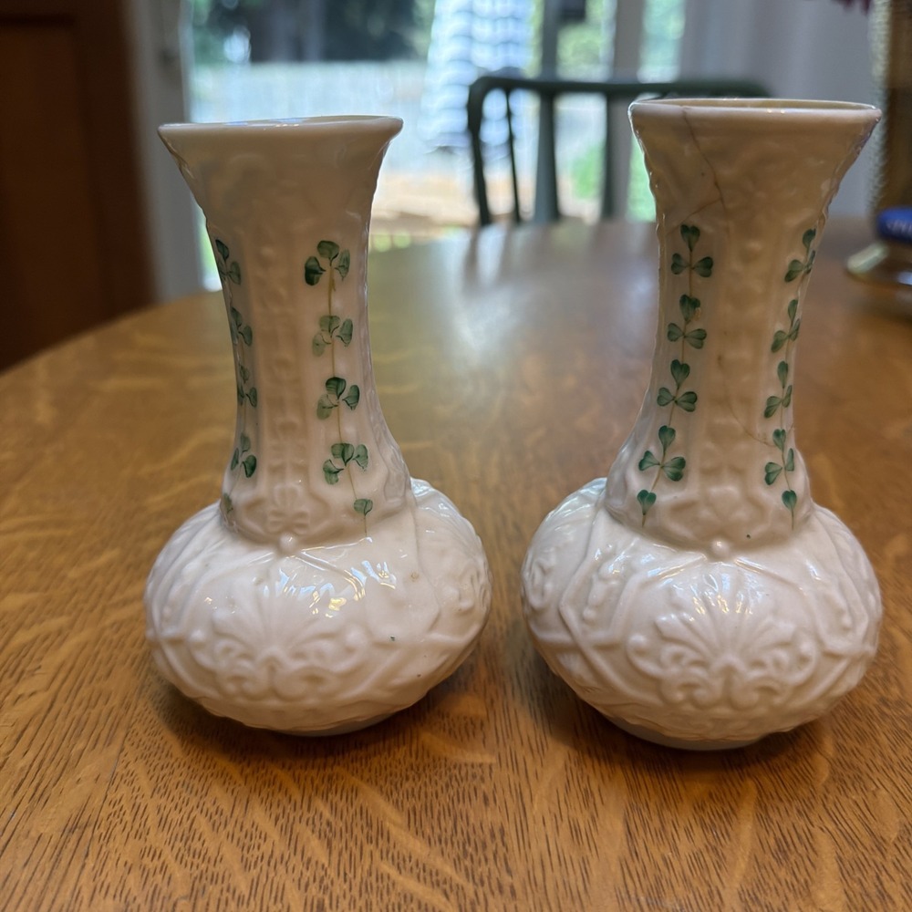 Matching Pair Of Vintage Belleek Shamrock Bud Vases
